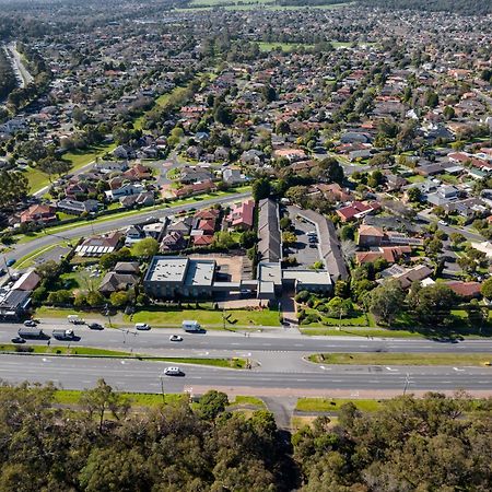 ロウヴィル インターナショナル ホテル Rowville エクステリア 写真